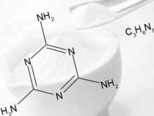 В Челябинской области проверяют молочные продукты на содержание меламина