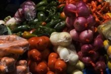 Овощи и фрукты, возможно, повышают оптимизм. Группа овощи и фрукты